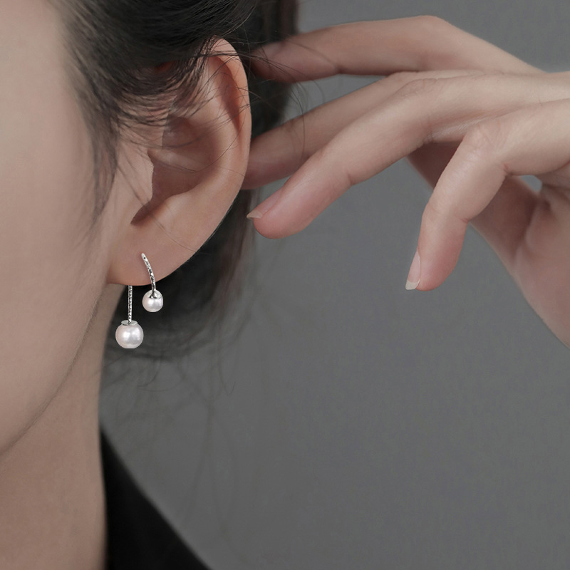 Line-Style Pearl Earrings with a High-End Feel, Unique Niche Design, Twist Rope Shell Pearl Ear Pendants, Simple U-Shaped Ear Thread