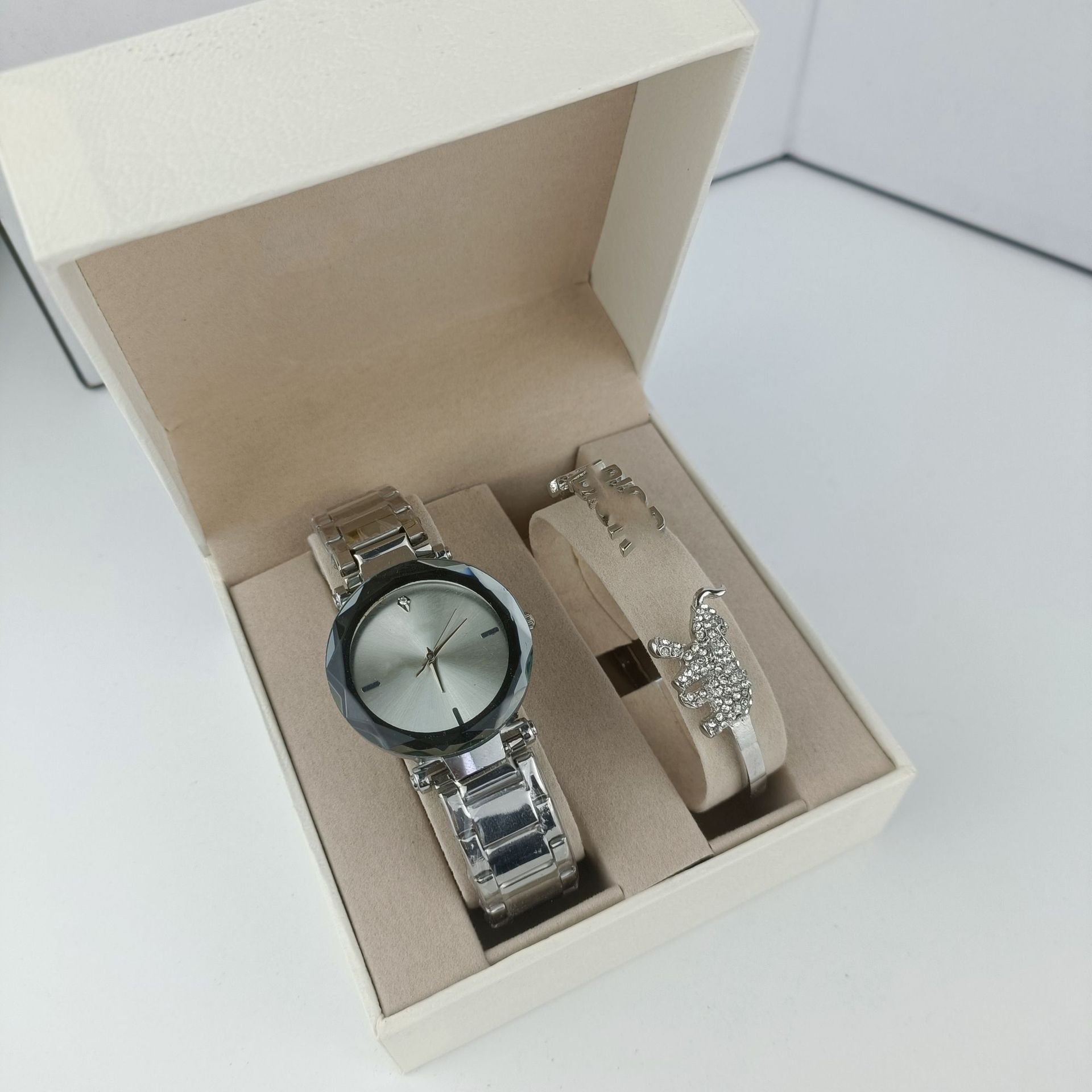 2-Piece Set of New Watches Factory Supply Hot-Selling Wholesale Quartz Movement Ultra-Thin Watch Simple Women's Watch