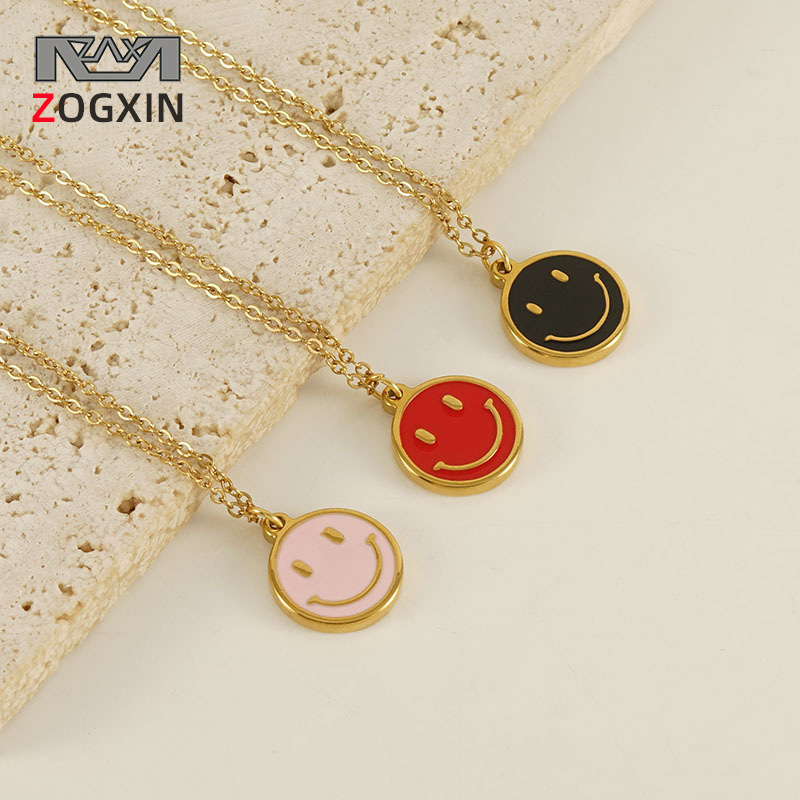European and American Stainless Steel Oil Dropping Smiley Face Pendant 18K Golden Stainless Steel Round Happy Smiley Face Necklace Female ins