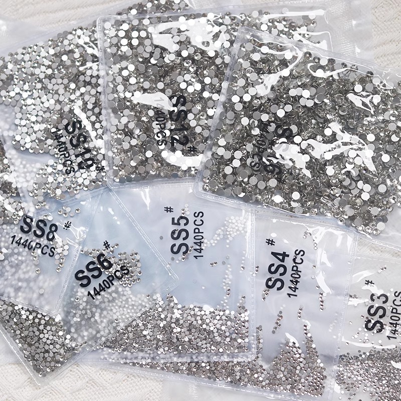 White Small Round Rhinestones for Nail Art, Super Shiny Glass Rhinestones, DIY Round Rhinestones, Flat-Back Rhinestones for Nail Decoration