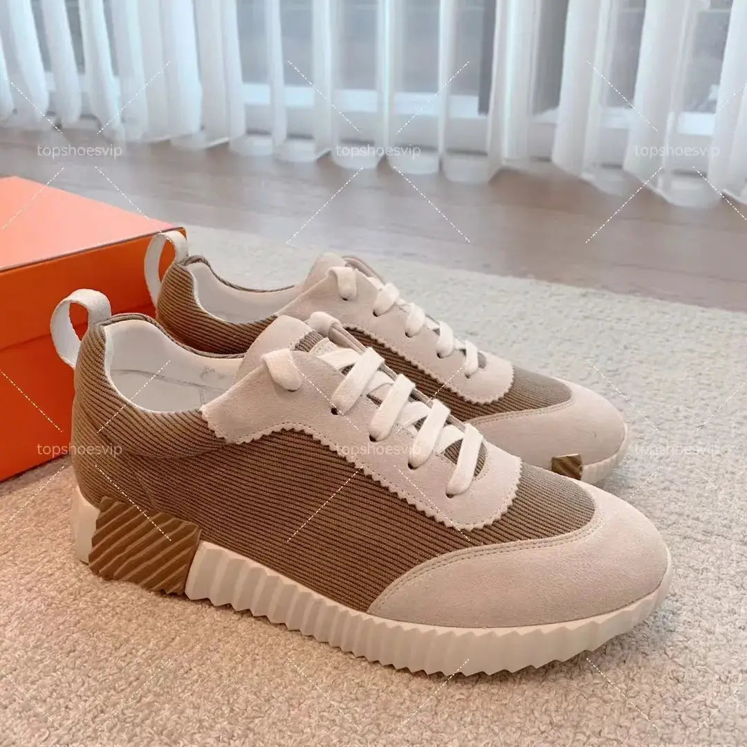 In-Stock European Trendy Men's Shoes 2024 New Fashion Breathable Couple Casual Shoes Casual Sports Shoes Men's Sneakers