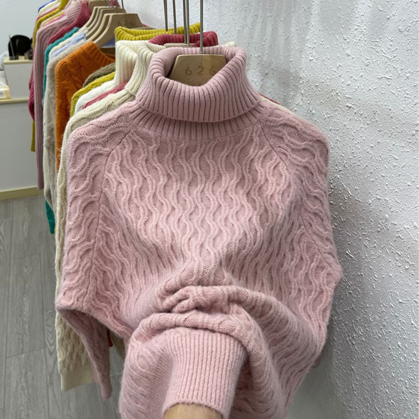 Women's turtleneck twist soft glutinous sweater 2023 autumn and winter New loose thick solid color lazy style all-match sweater