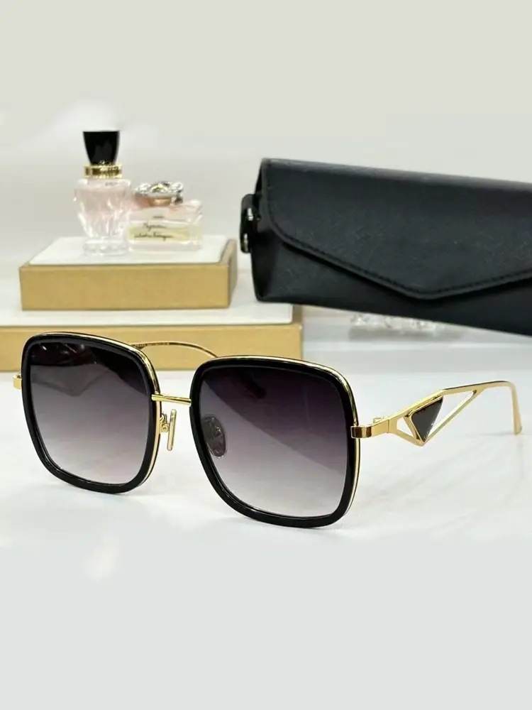 New arrival Square Retro Internet Celebrity Style Sunglasses, Classic Triangle Temples, Large Frame, Versatile Sunglasses, Sun Protection, Trendy for Men and Women