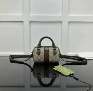 P450(838478-3)W16xH10xD9cm