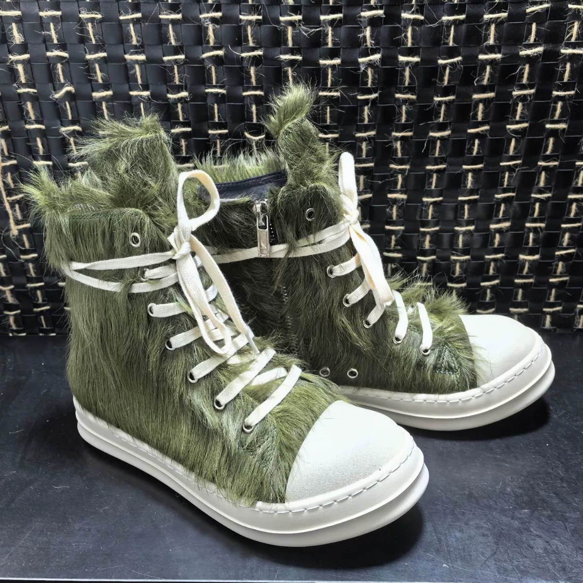 Ro shoes, horsehair couple shoes, European and American style, green fur, strange fur boots, autumn and winter leather high tube board shoes, street cool and trendy shoes