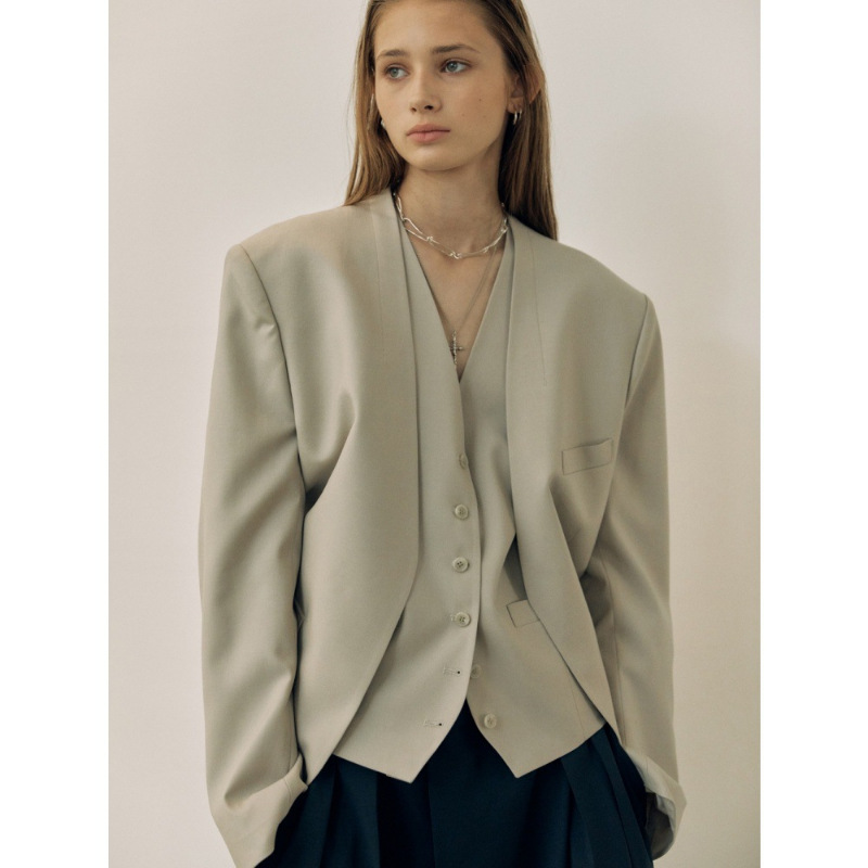 Longmei V-Neck Suit Vest Two-Piece Set for Women 2025 Autumn and Winter New Korean Style Lc Simple Commuter Loose Jacket