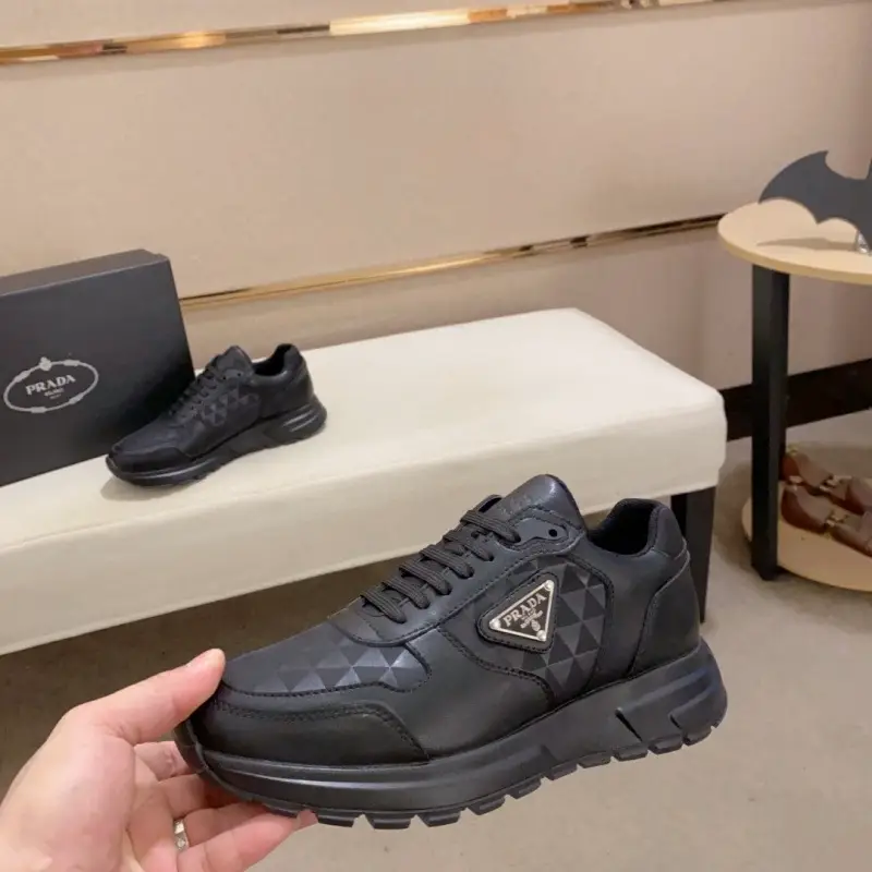 European Station Genuine Leather New Sports Casual Shoes Trendy Men's Breathable All-match Fashion Business Platform Running Shoes for Men