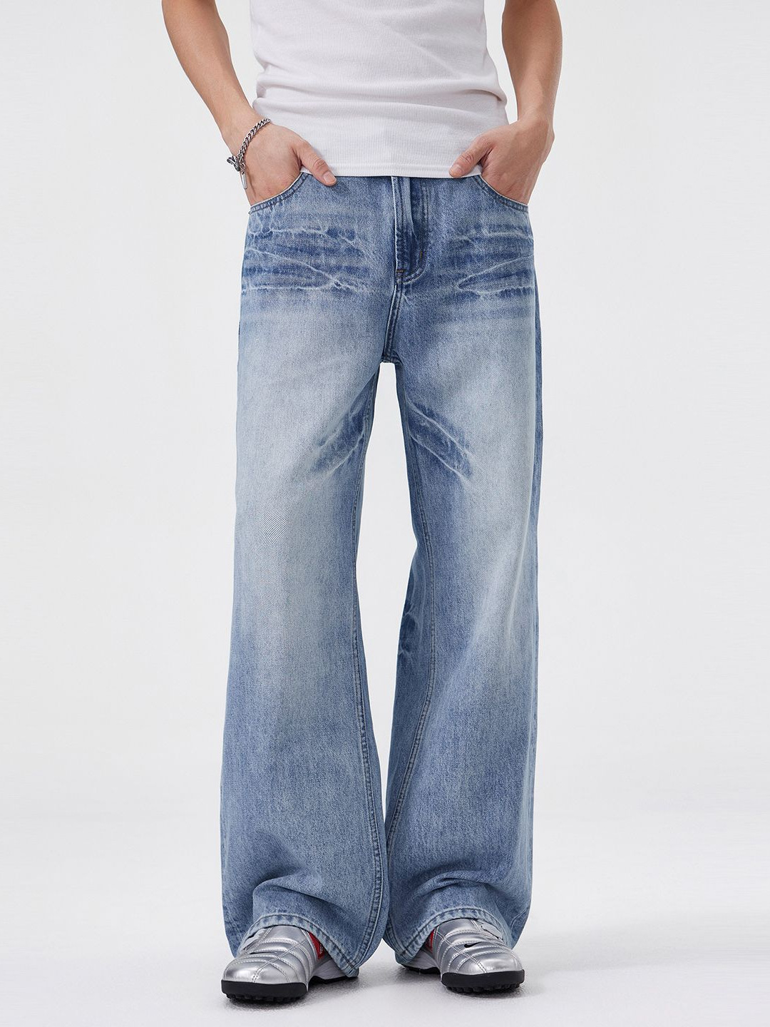 American High Street Fashion Brand Whiskered Washed Flared Jeans for Men, 2026 Spring New Style Loose Wide-Leg Pants