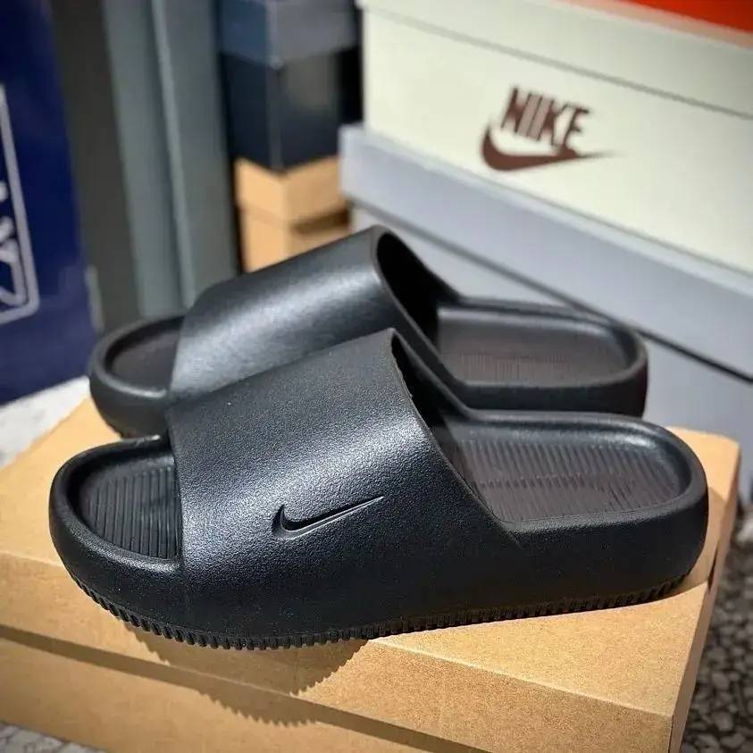 Nike Calm Slides Black