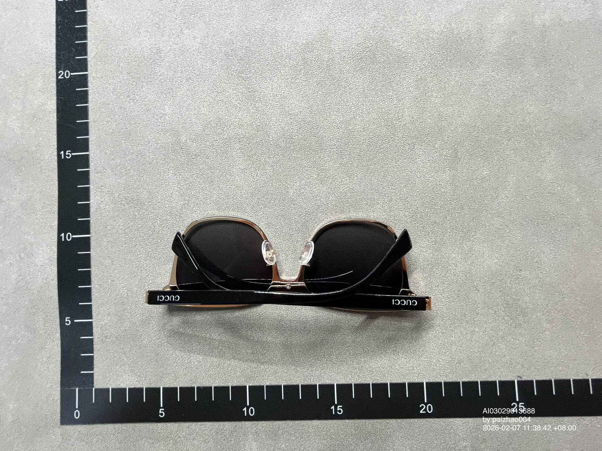 Foreign trade wholesale new metal PC polarized sunglasses personality trend European and American fashion one-piece driving glasses QC