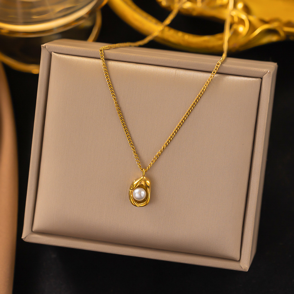 European and American cross-border French style light luxury pea pearl necklace female ins titanium steel elegant all-match internet Red fashion clavicle chain female