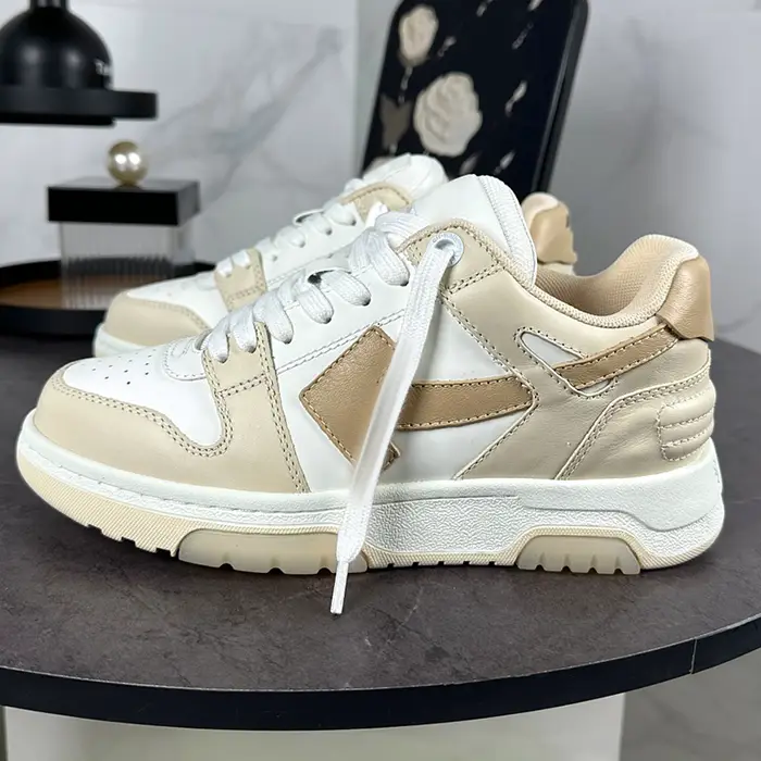 2024 Men and Women Casual Breathable Couple Shoes European Station Flats White Shoes Genuine Leather Easiest for match Sports Easiest for match Sneakers
