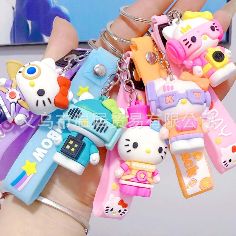 Trendy Cinnamoroll and Hello Kitty Keychain Toys Wholesale Cartoon Gifts Cute Doll Bag Charms Cheap Gifts