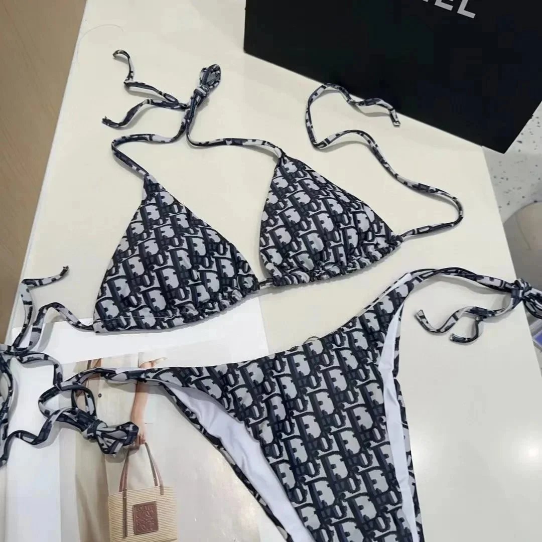 Dior Bikini photo QC de WEIDIAN sur Qualit.ly