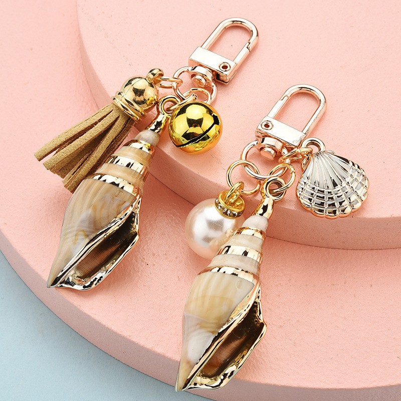 Creative cartoon conch tassel key chain fashion cute couple car bag accessories small pendant gift wholesale