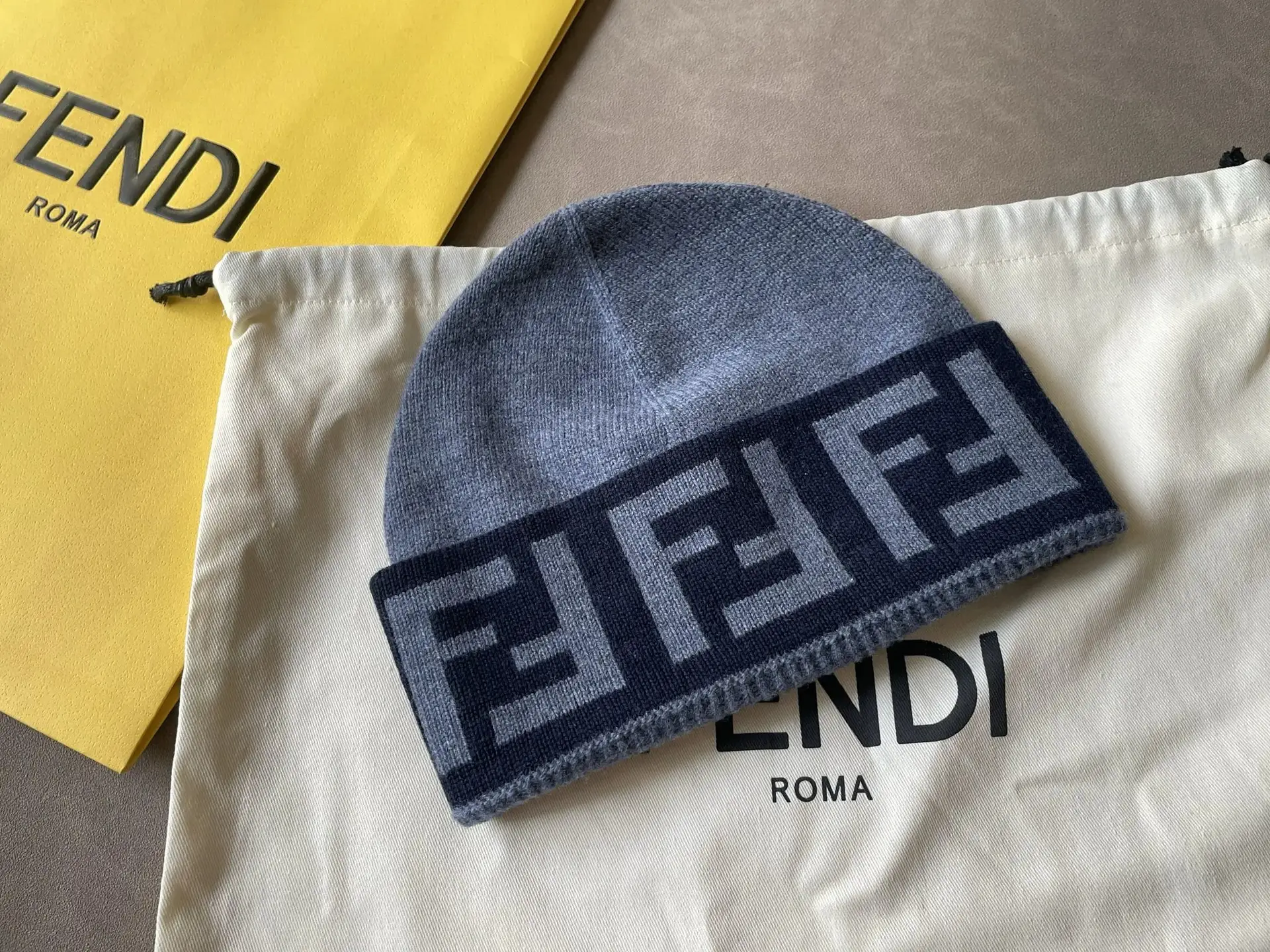 hat