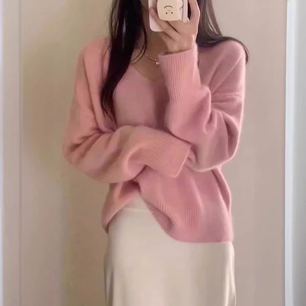 Kaning Gentle Style Age-Reducing V-Neck Pullover Knitwear for Women 2026 Autumn and Winter New Style Loose and Lazy Inner Sweater