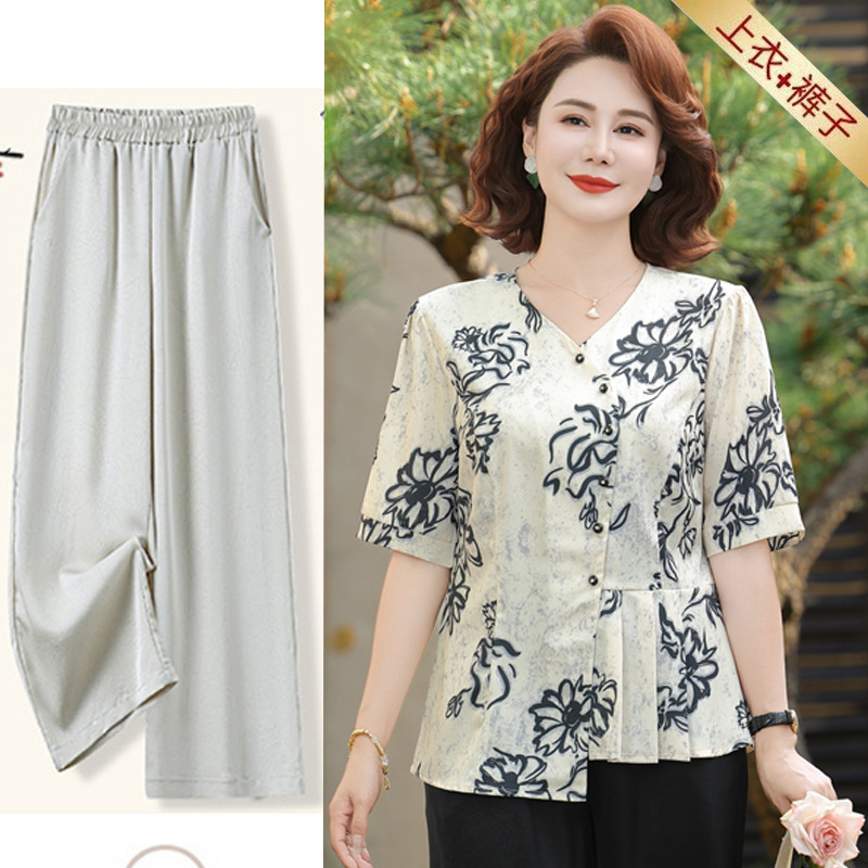 50-Year-Old Mom's Summer Outfit: Tummy-Covering Short-Sleeve T-Shirt Set, Stylish Silk Satin Pants Set for Middle-Aged and Elderly Women