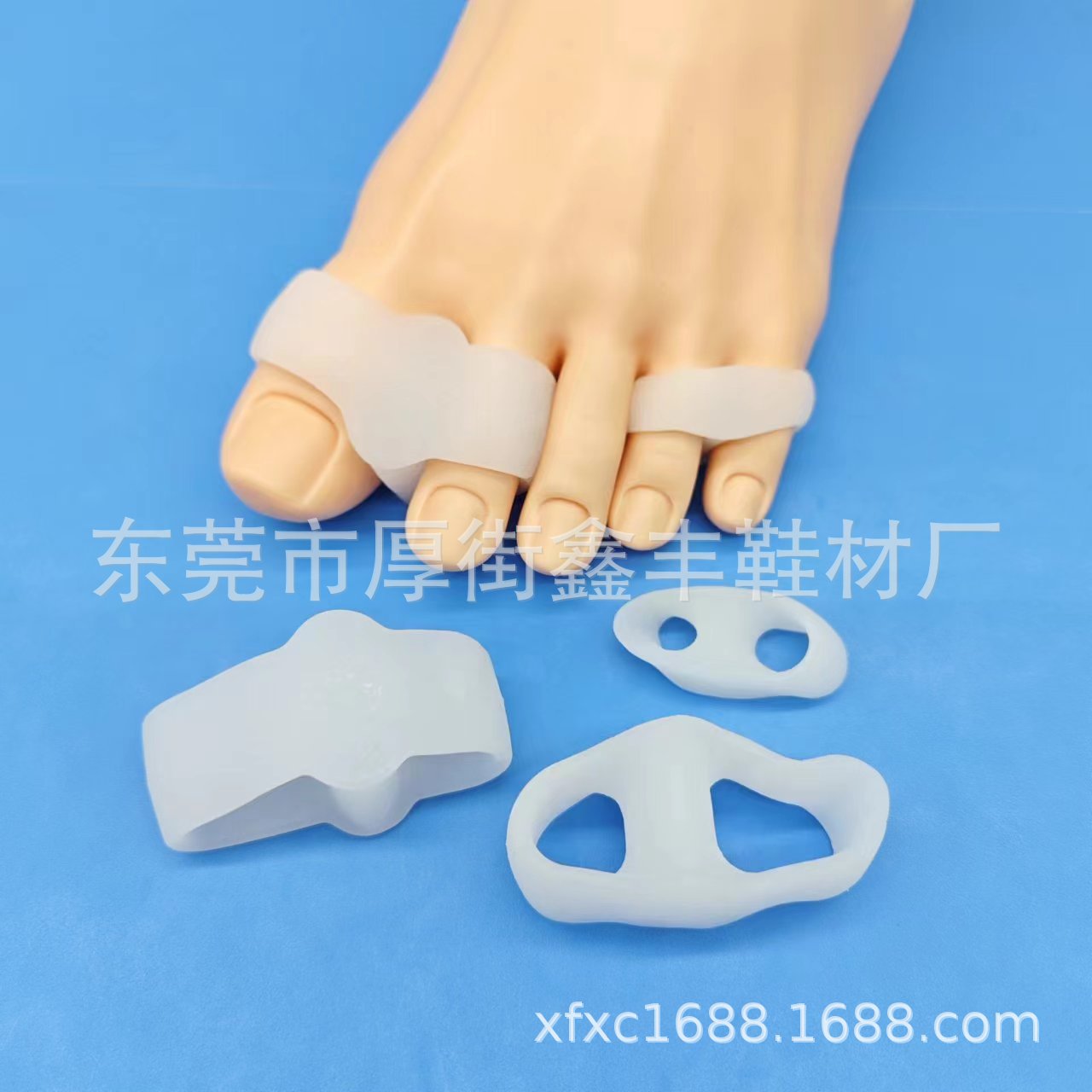Double-hole toe splitter big toe small toe overlapping separator hallux valgus corrector foot bone valgus corrector