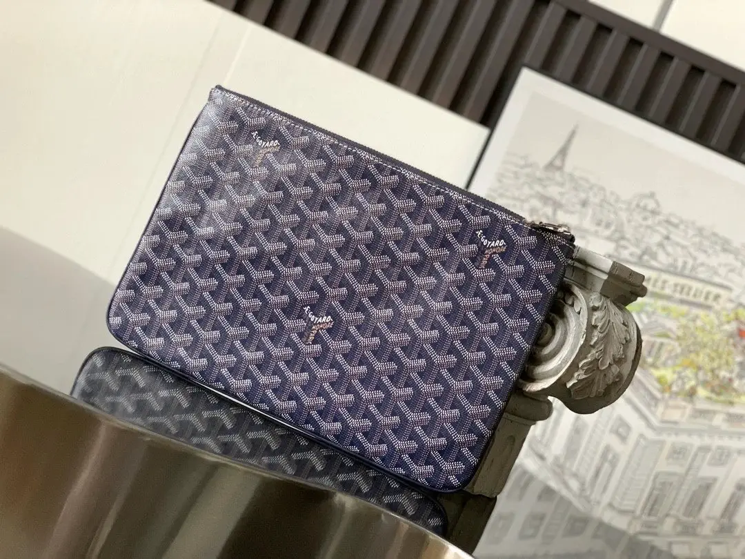中号手拿包30*0.6*20