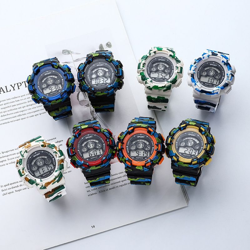 Multifunctional Electronic Watch Camouflage Outdoor Mountaineering Sports Watch for Teenagers, Children, and Men with Large Dial and Digital Display
