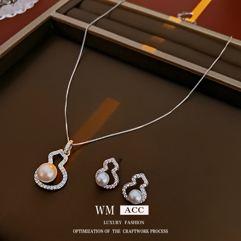 Zircon Gourd Pearl Necklace Set, Personalized Light Luxury Temperament, Clavicle Chain, Simple Design Necklace Manufacturer Wholesale