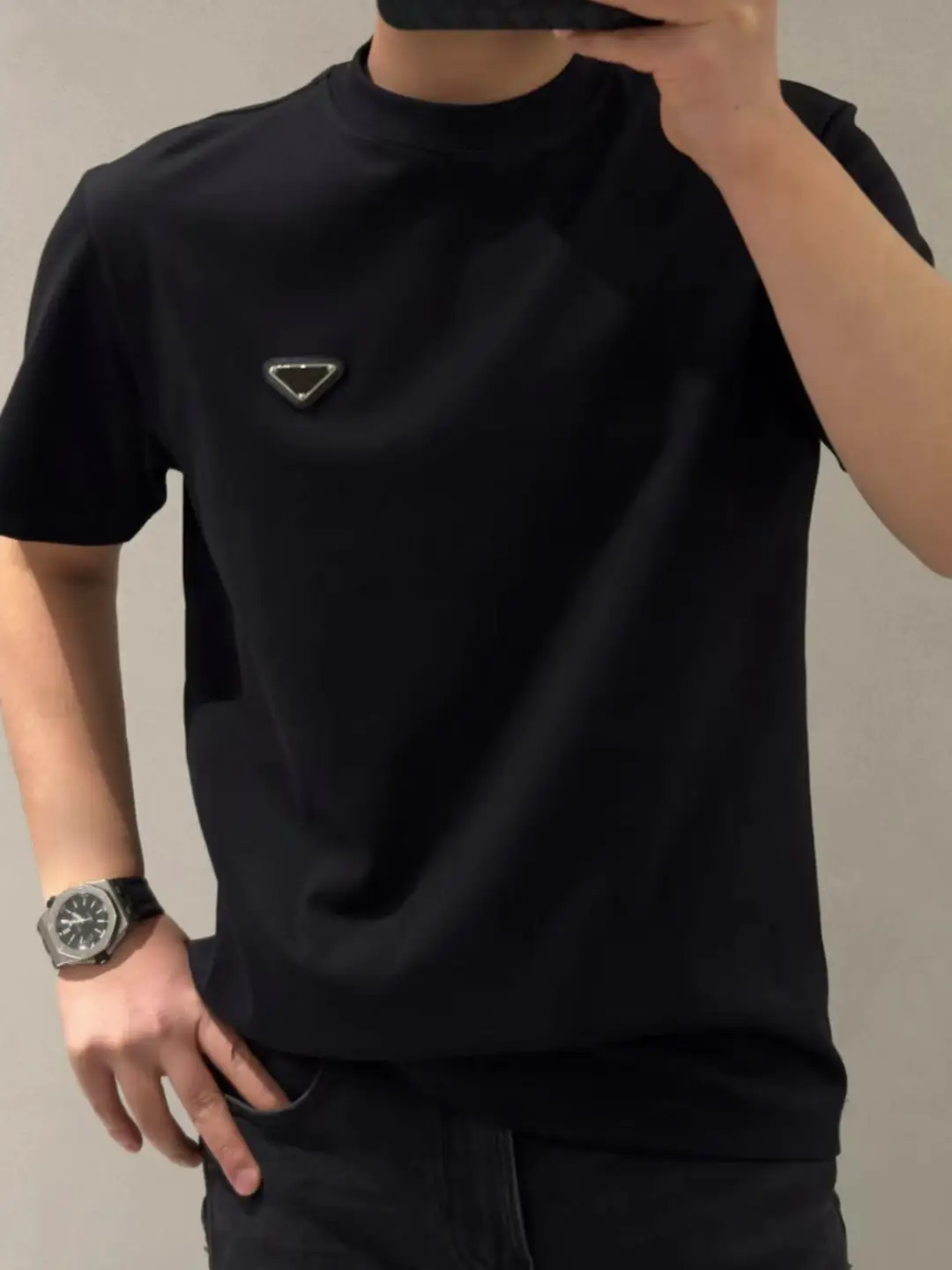 2025 Summer Classy Metal Triangle Mark Pure Cotton Short-Sleeve T-shirt Men's Silm European Goods Half-Sleeve T-shirt Tide