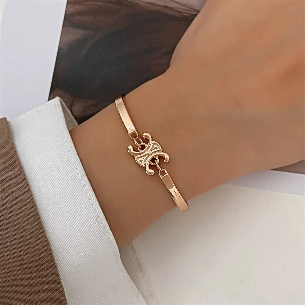 celi New Fashion Alloy Color Retain Gold-plated Bracelet French Temperament Arc de Triomphe Niche Design Bracelet for Women