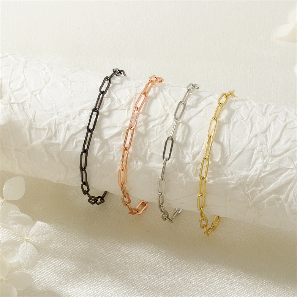 Fashion simple cool locomotive wind heavy metal industrial wind cross-border hot style cross chain back bracelet
