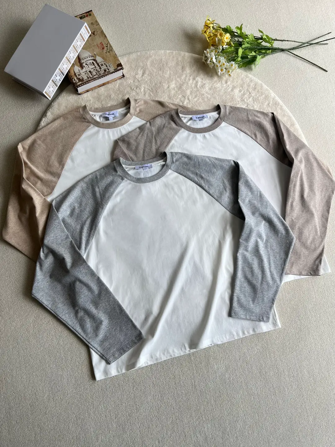 Xanvas shoulder length long sleeved t-shirt, simple and versatile, vintage style, clean fit, round neck, floral yarn, contrasting colors