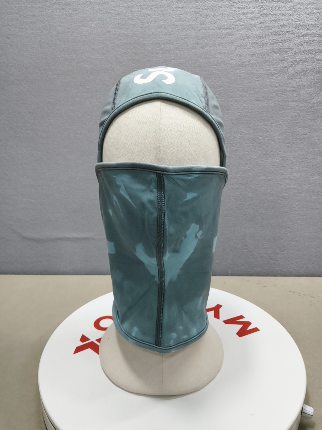 S Logo Temperature-Changing Headgear QC