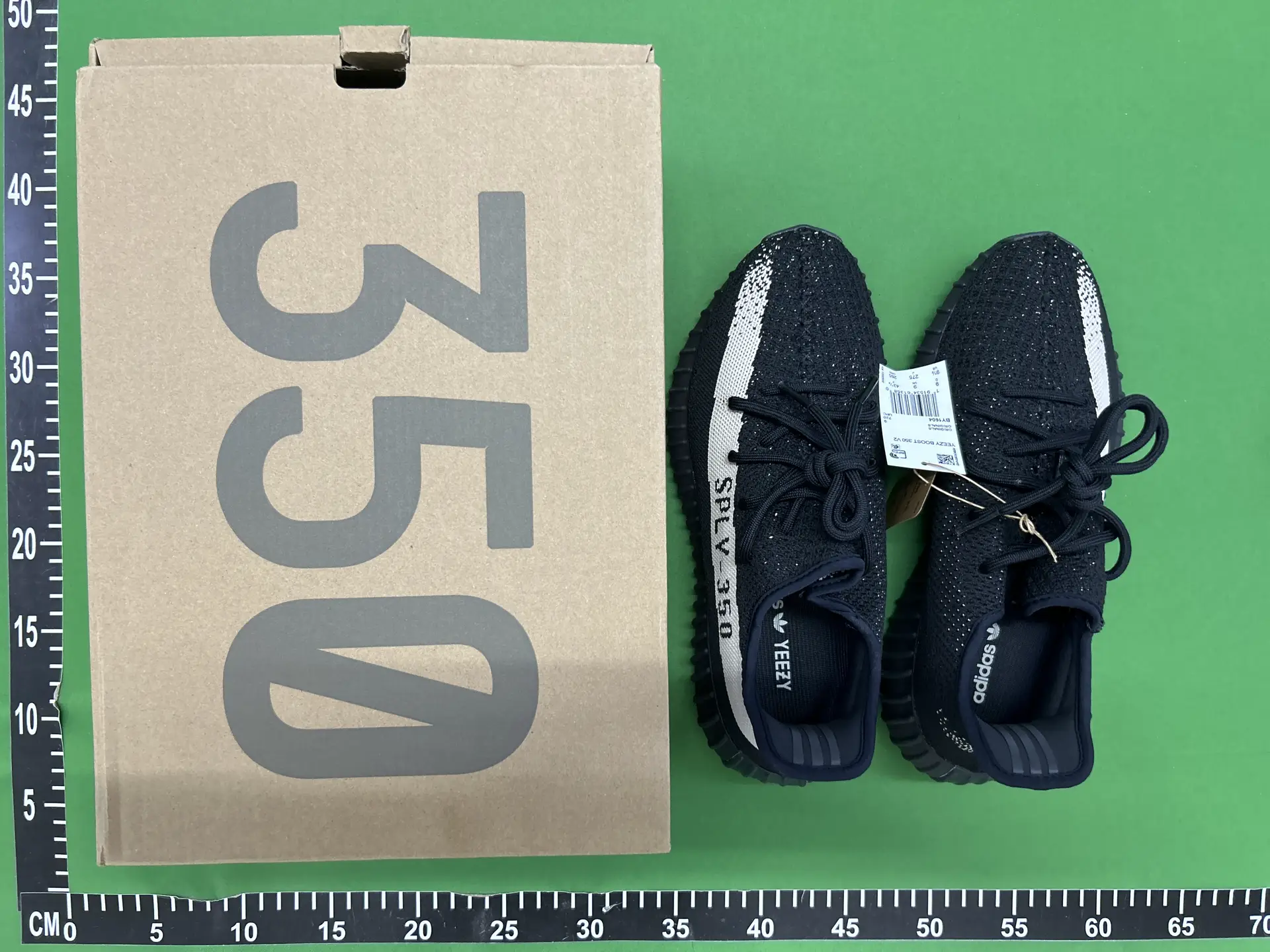 Adidas Yeezy Boost 350 V2 Core Black White