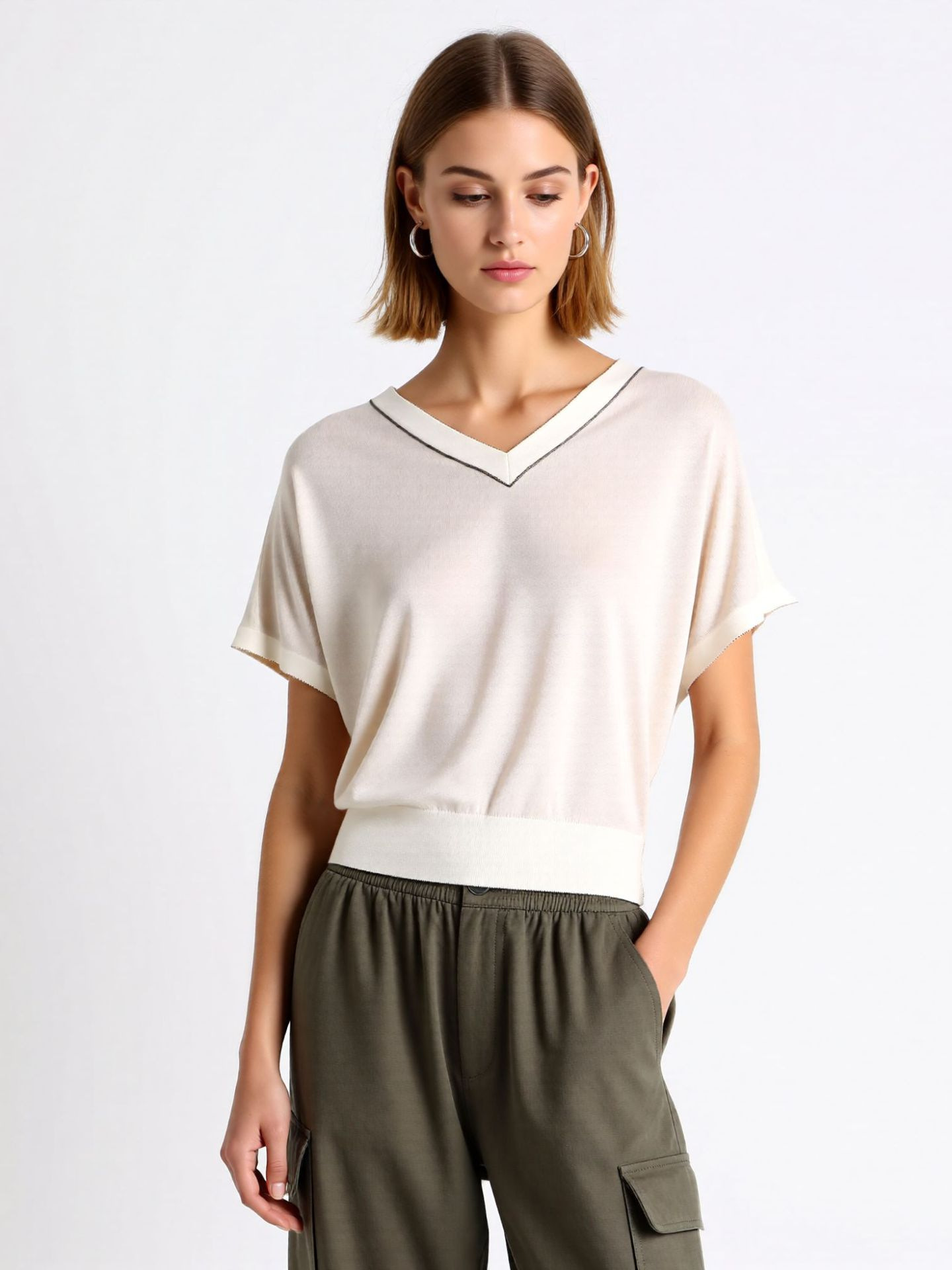 BC Counter V-neck Bead Chain Decorative Bat Short-sleeved Knit Sweater Women's Thin Mulberry Silk Loose French Top