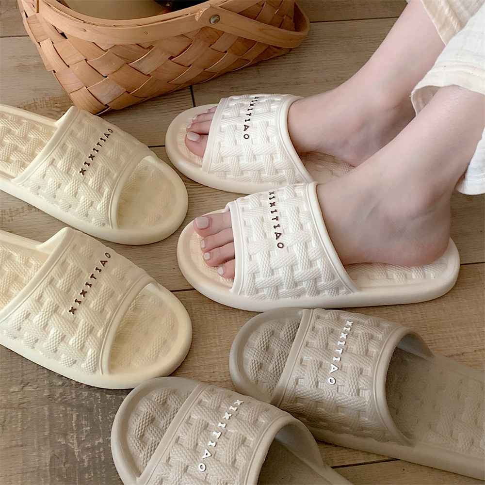 New Style Personalized Woven Plaid Soft Bottom Outdoor Home Sandals and Slippers for Couple Summer Men and Women's Slip-on Slippers