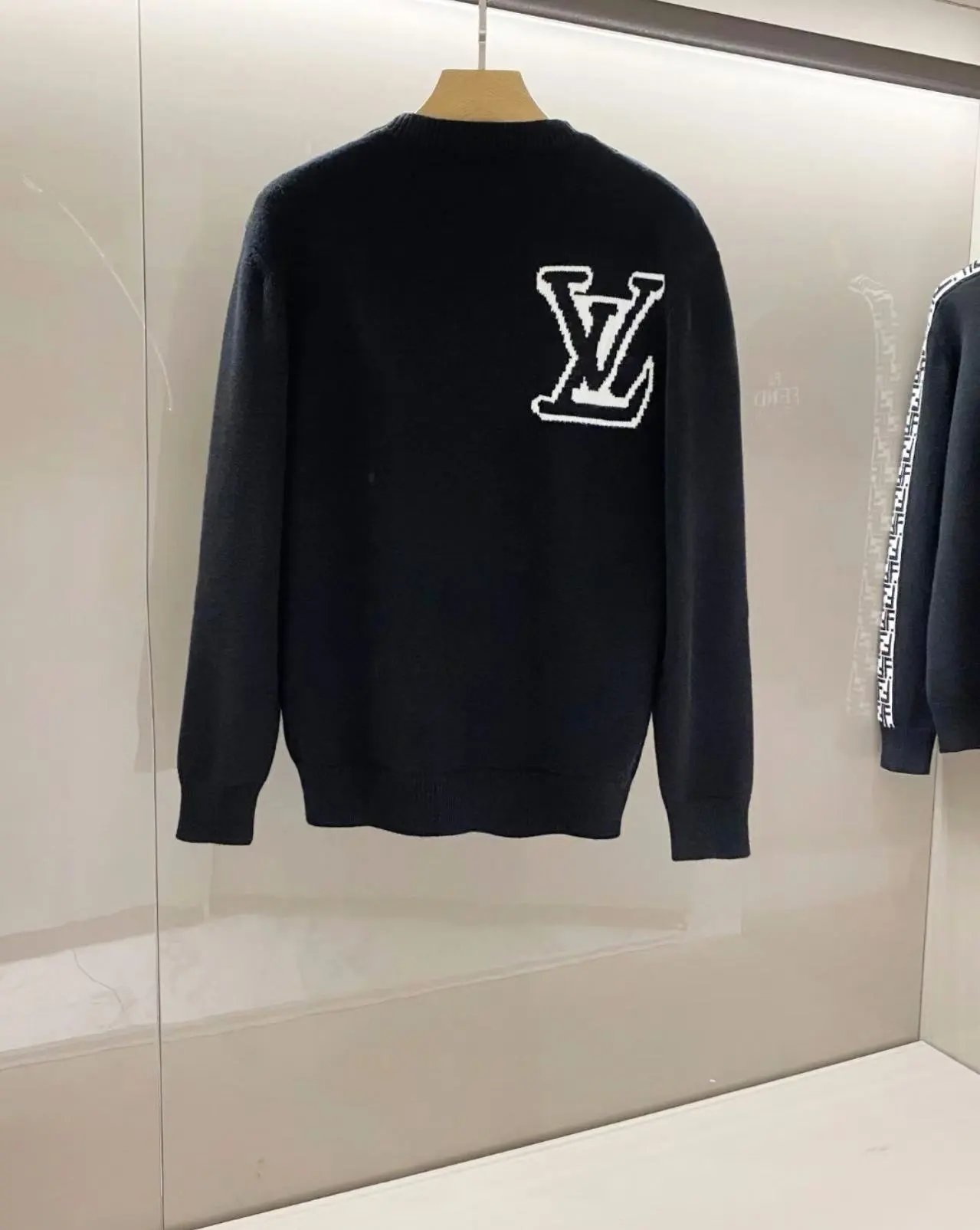 Louis Vuitton Sweatshirt