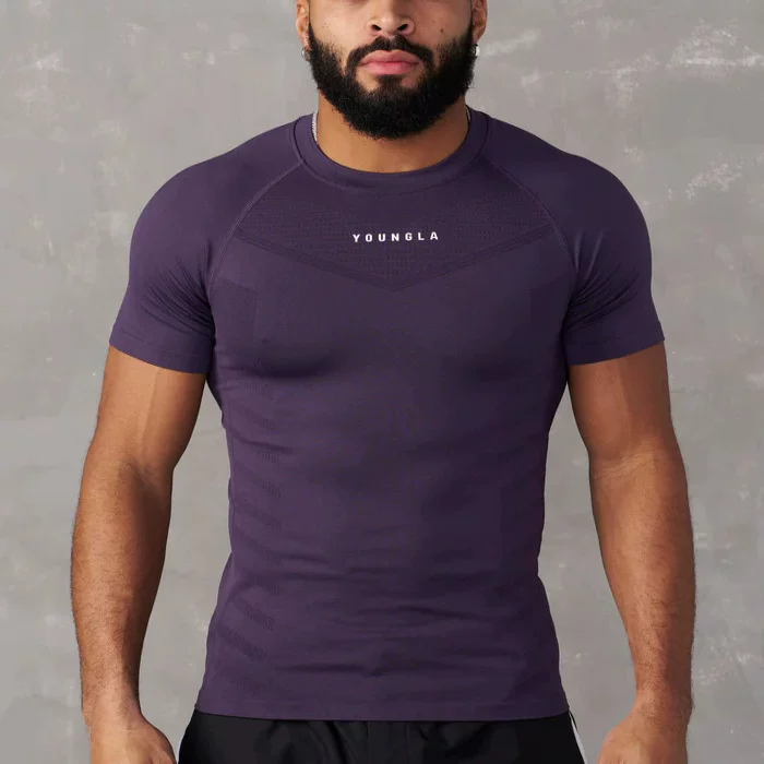 YOUNG AL's new fitness suit and sports T-shirt come in a total of 12 colors, with 6 new colors added