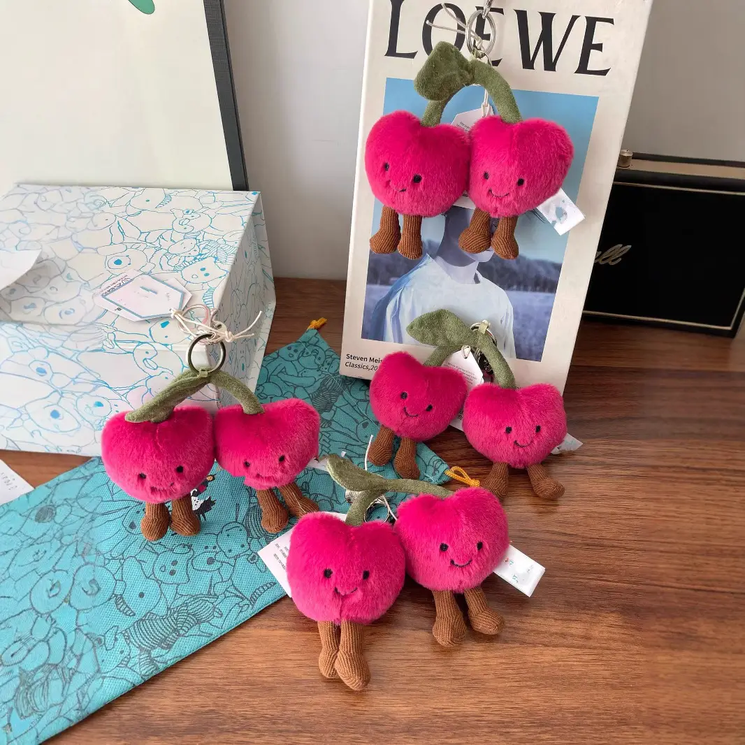 现货英国jellycat新款樱桃挂件钥匙扣车厘子包包挂饰可爱毛绒玩具