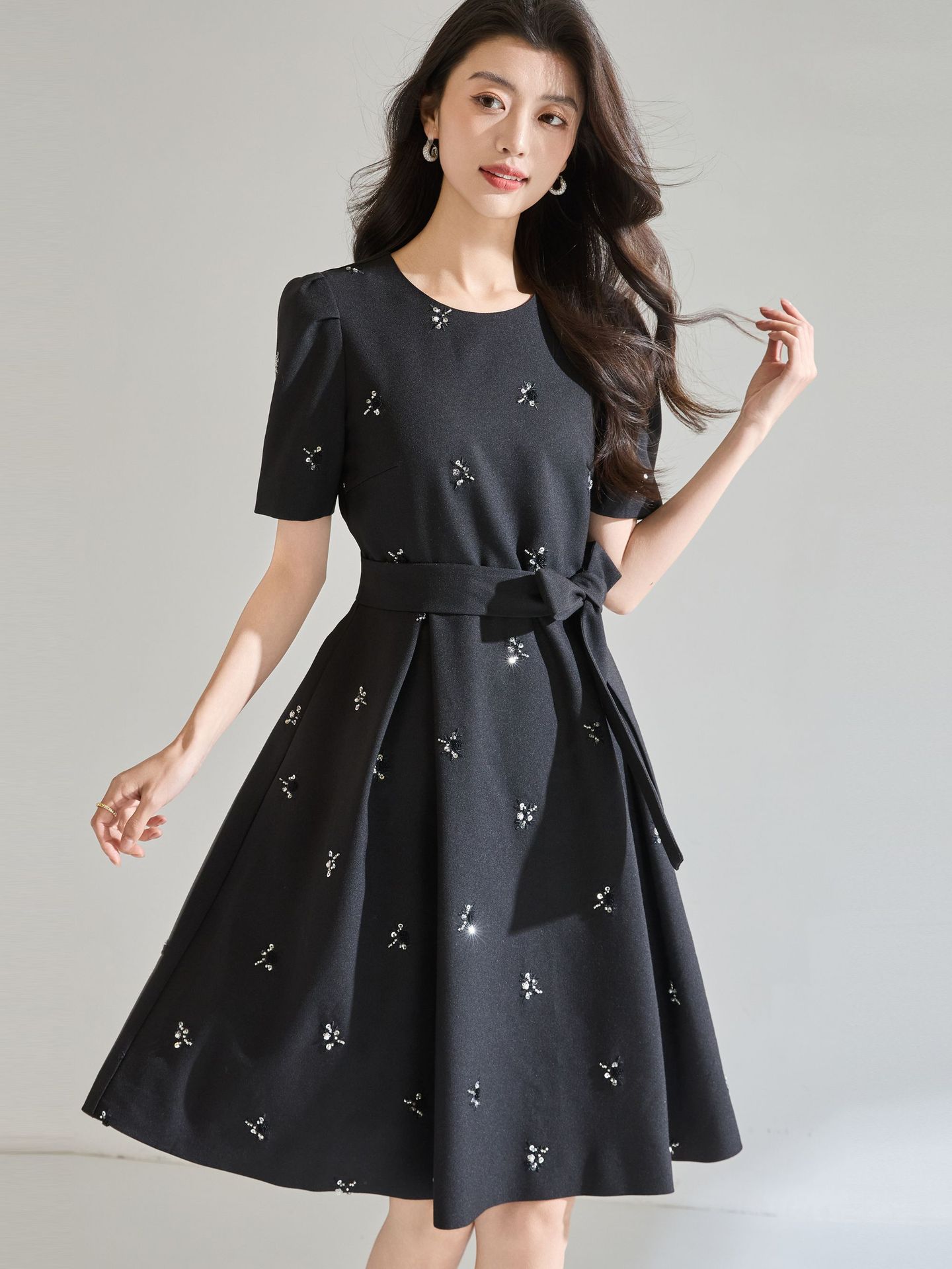 26 New Summer Style Beaded Exquisite and Elegant Black Large Flared Umbrella Skirt Slimming Dress 22784