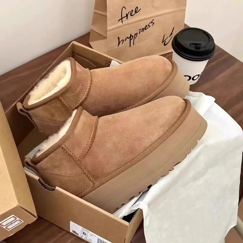 Henan Sangpo thick-soled snow boots men and women's models new winter warm fur integrated padded Northeast thickened cotton shoes