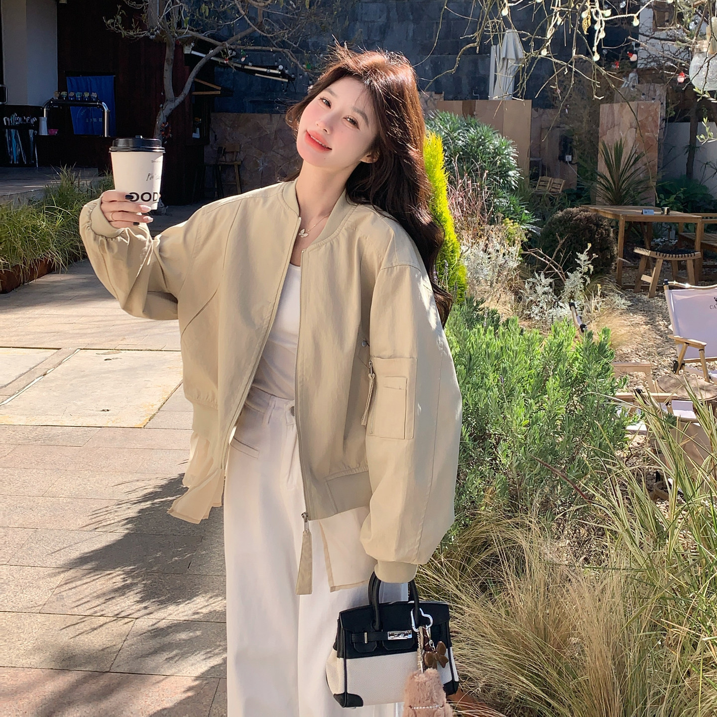 Khaki Retro Age-Reducing Baseball Jacket for Petite Women, 2026 Spring New Korean Style, Trendy College-Style Jacket This Year