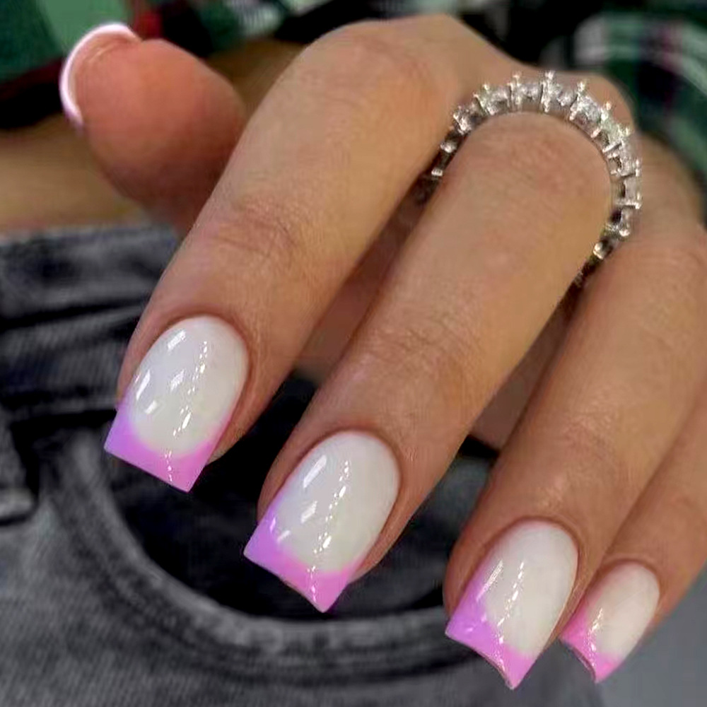 Short Bright Pink Fashionable French Manicure Simple and Fresh Girly Pink 24 Pieces Press-On Manicure