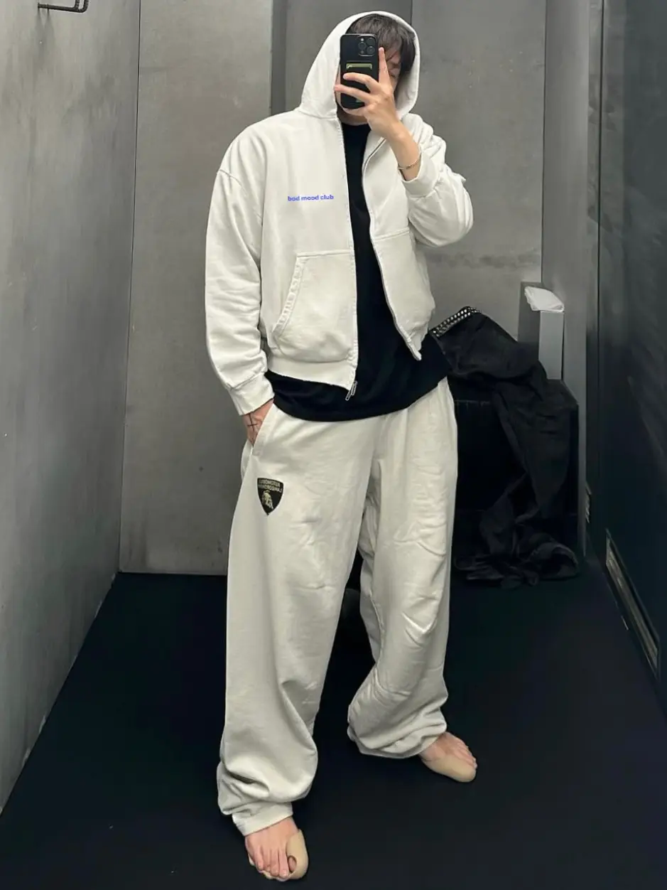 Bmc Washed Vintage White Logo Embroidered Zip-Up Sweatshirt Short Wide Distressed Hoodie Jacket, Same Style as Baekhyun