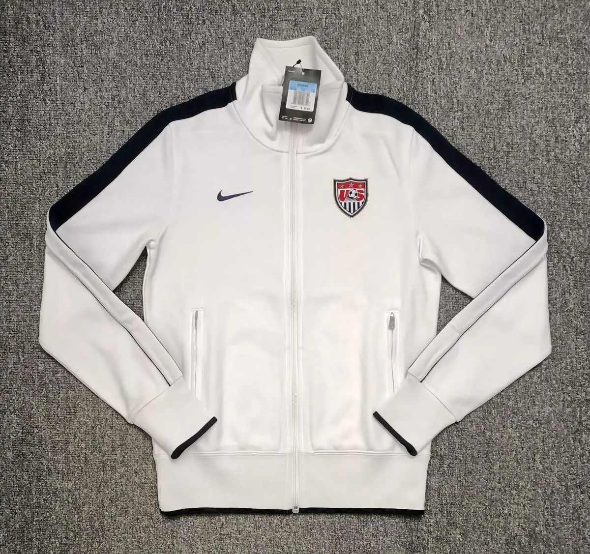 2011 Classic Us Women's N98 Appearance jacket Outwear White Brand New with Tag