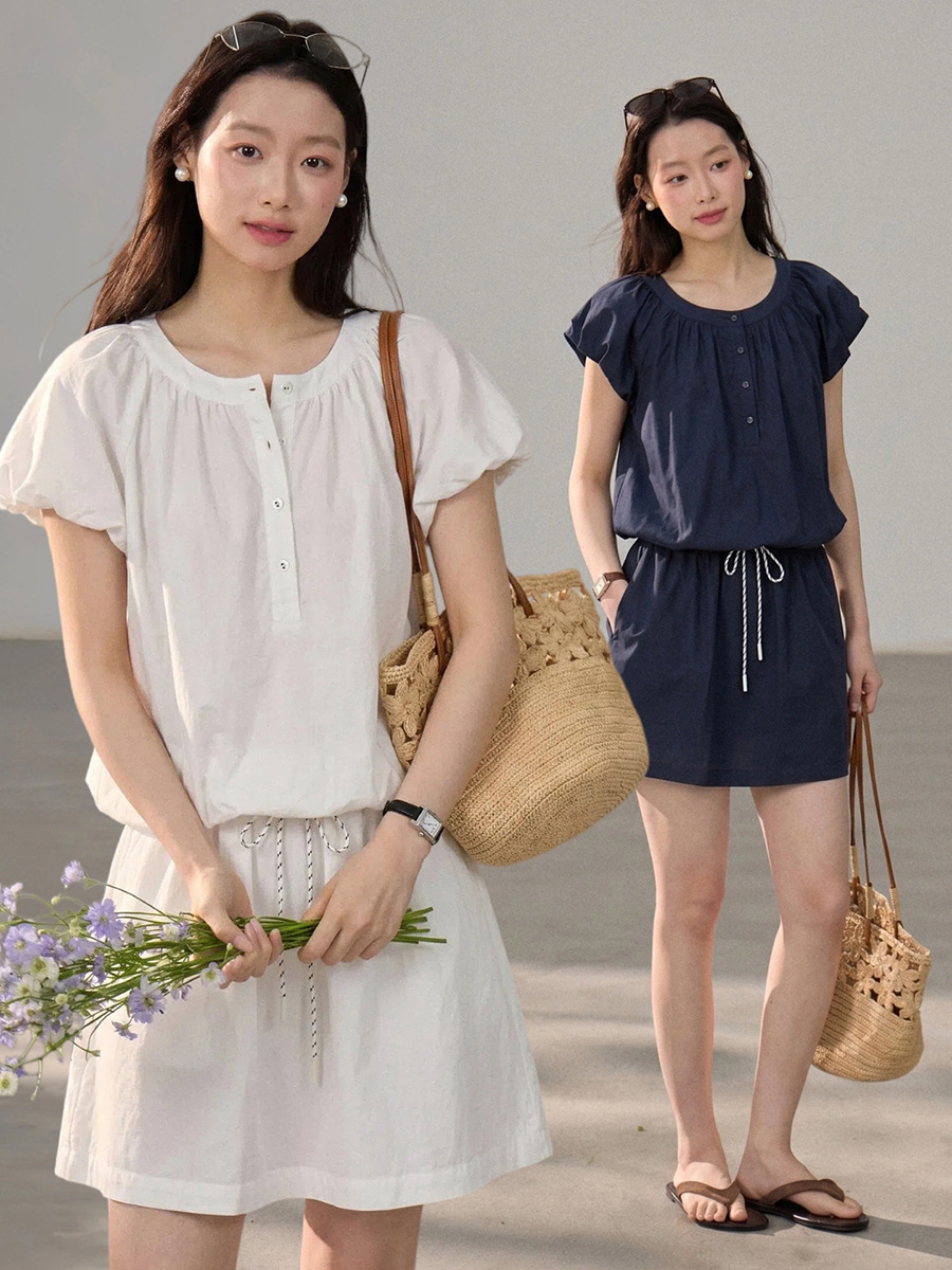 [Milk Foam Set 2 Colors] Goming Flower Bud Pleated Shirt + High-Waisted A-Line Casual Shorts Two-Piece Set N172C