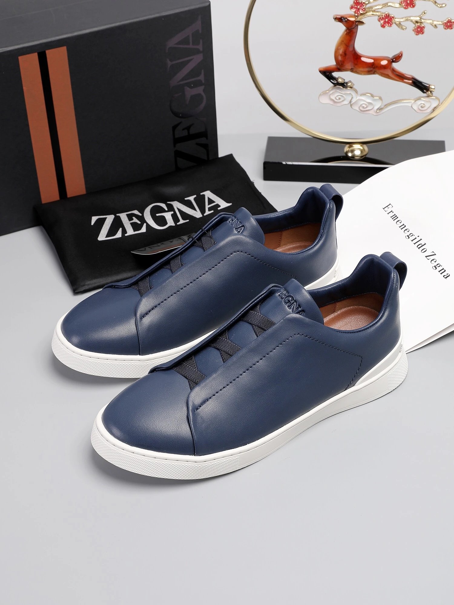 Z Sneakers