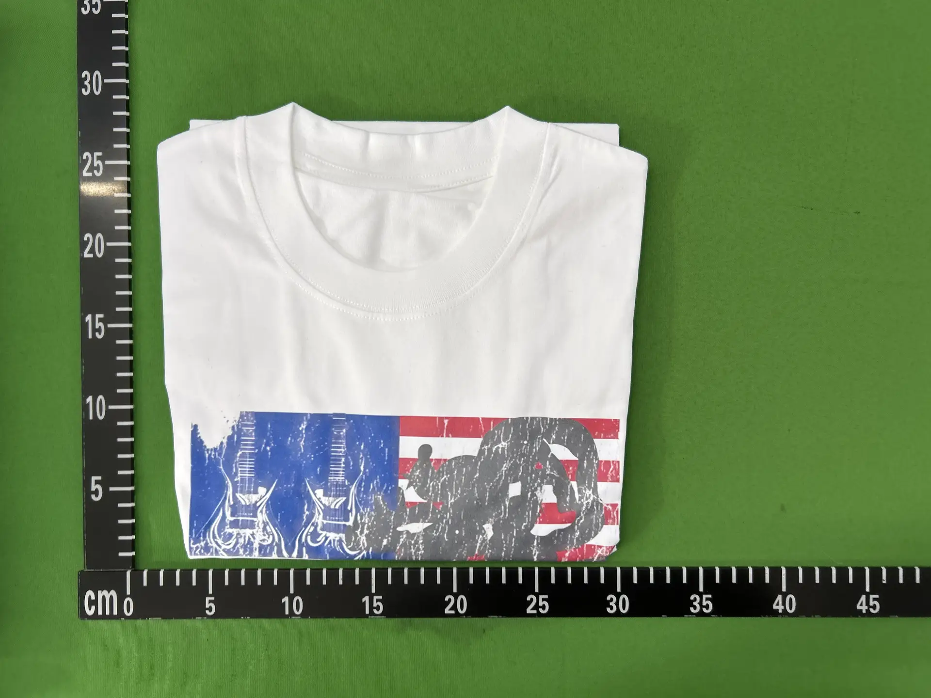 White T-shirt with graphic print