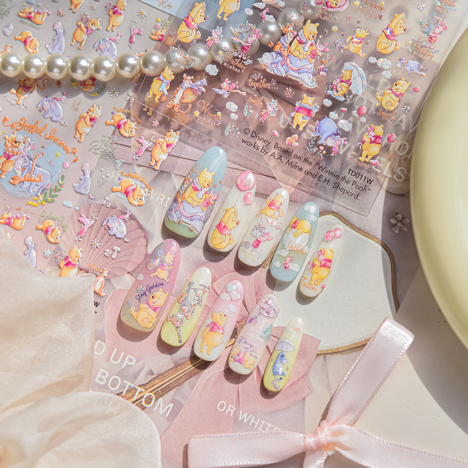 Disney Tomoni Shell Light Nail Art Sticker Guka Handbag Winnie the Pooh Eeyore Tigger Student Decoration