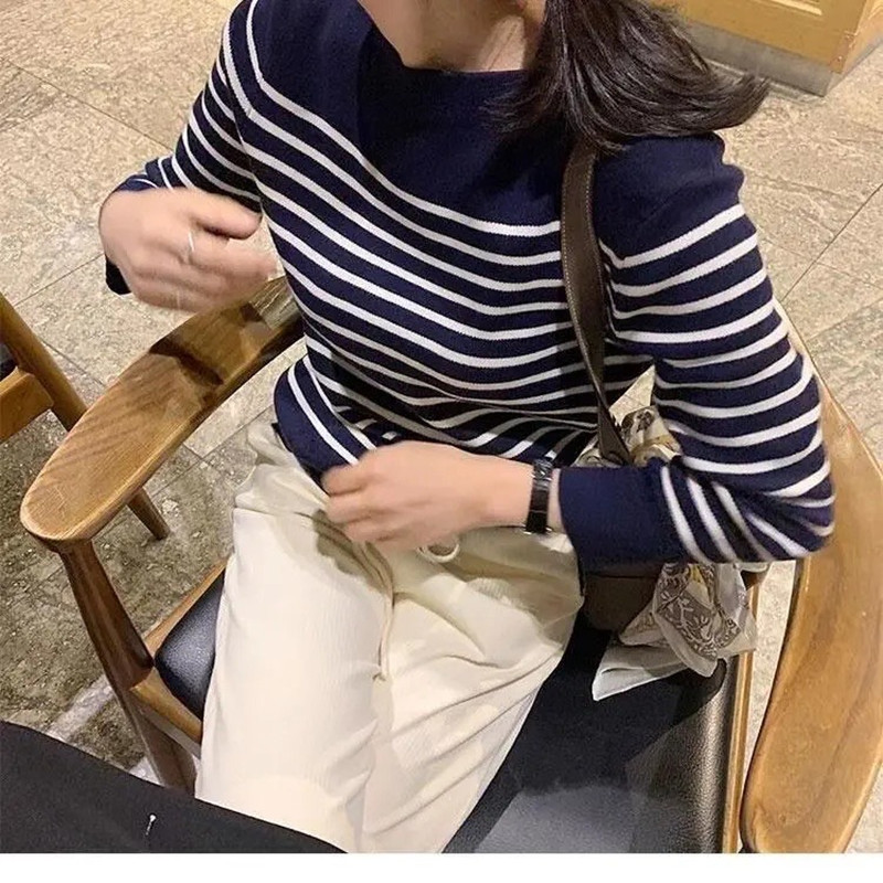 Striped Sweater for Women 2026 Autumn and Winter New Stylish Slim-Fit Knit Pullover Sweet Outerwear Trendy
