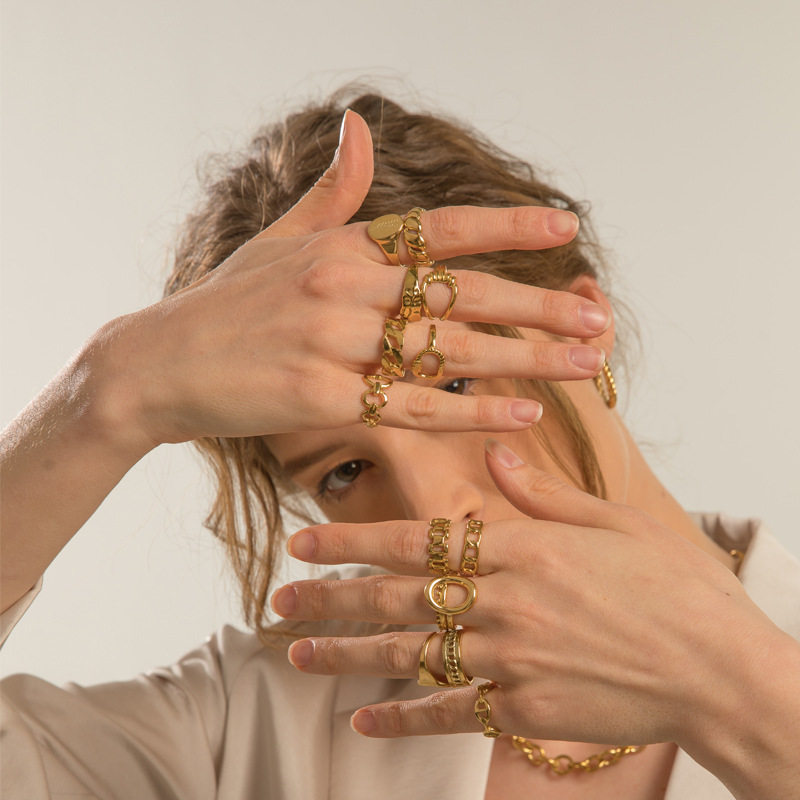Trendy European and American Influencer Picks: Simple and Versatile Rings That Don'T Fade, with Floral Designs, Niche Fashion, and Irregular Open Rings