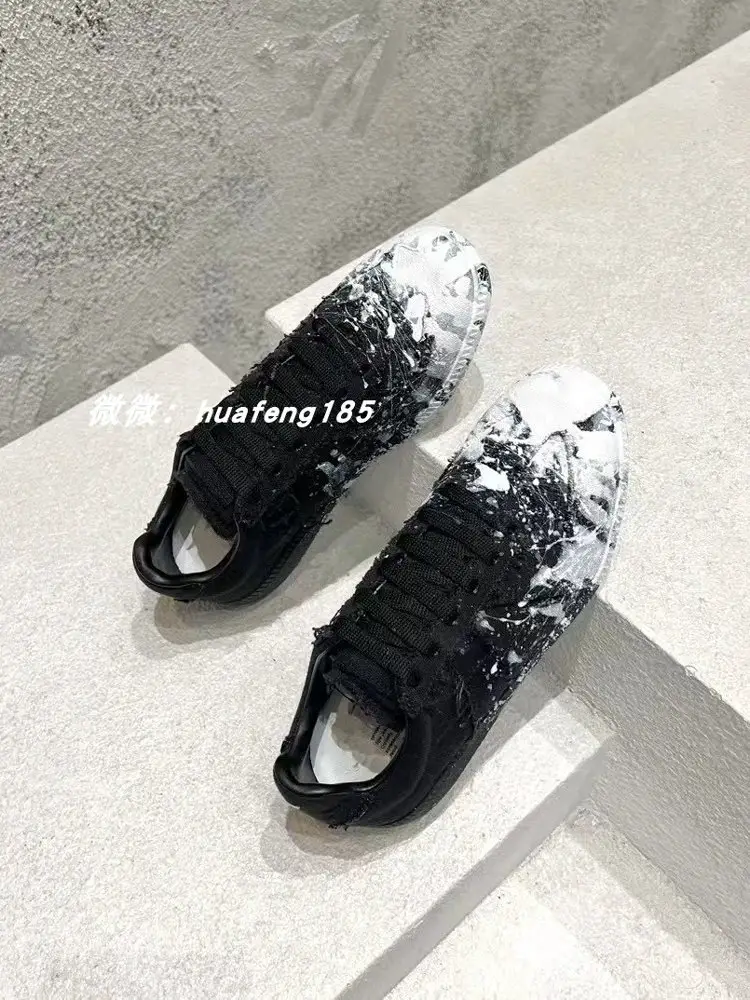 2025 Spring/Summer New Retro Unisex German Training Shoes Graffiti Ink Splatter Lace-Up Sports Casual White Genuine Leather Sneakers